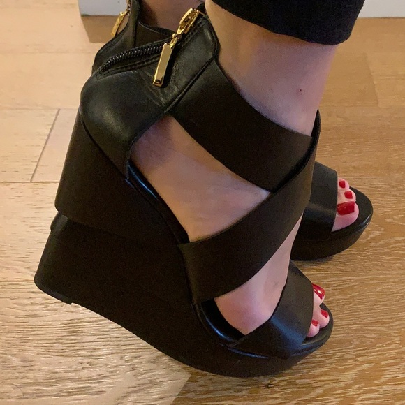 Opal wedge sandal by DVF used - Picture 6 of 16